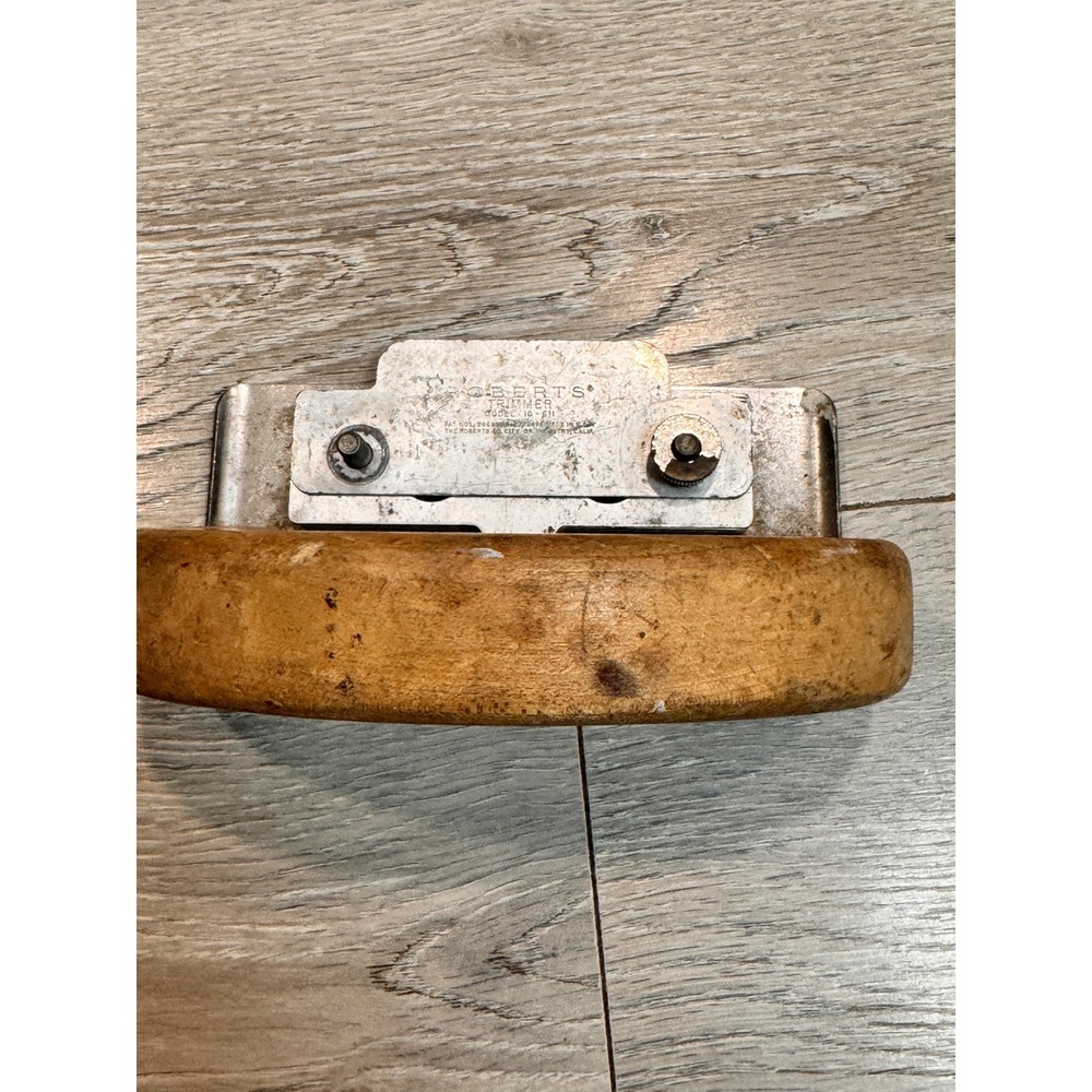 ROBERTS TRIMMER MODEL 10-611 Vintage Carpet‎ Vinyl Flooring Cutter Tool